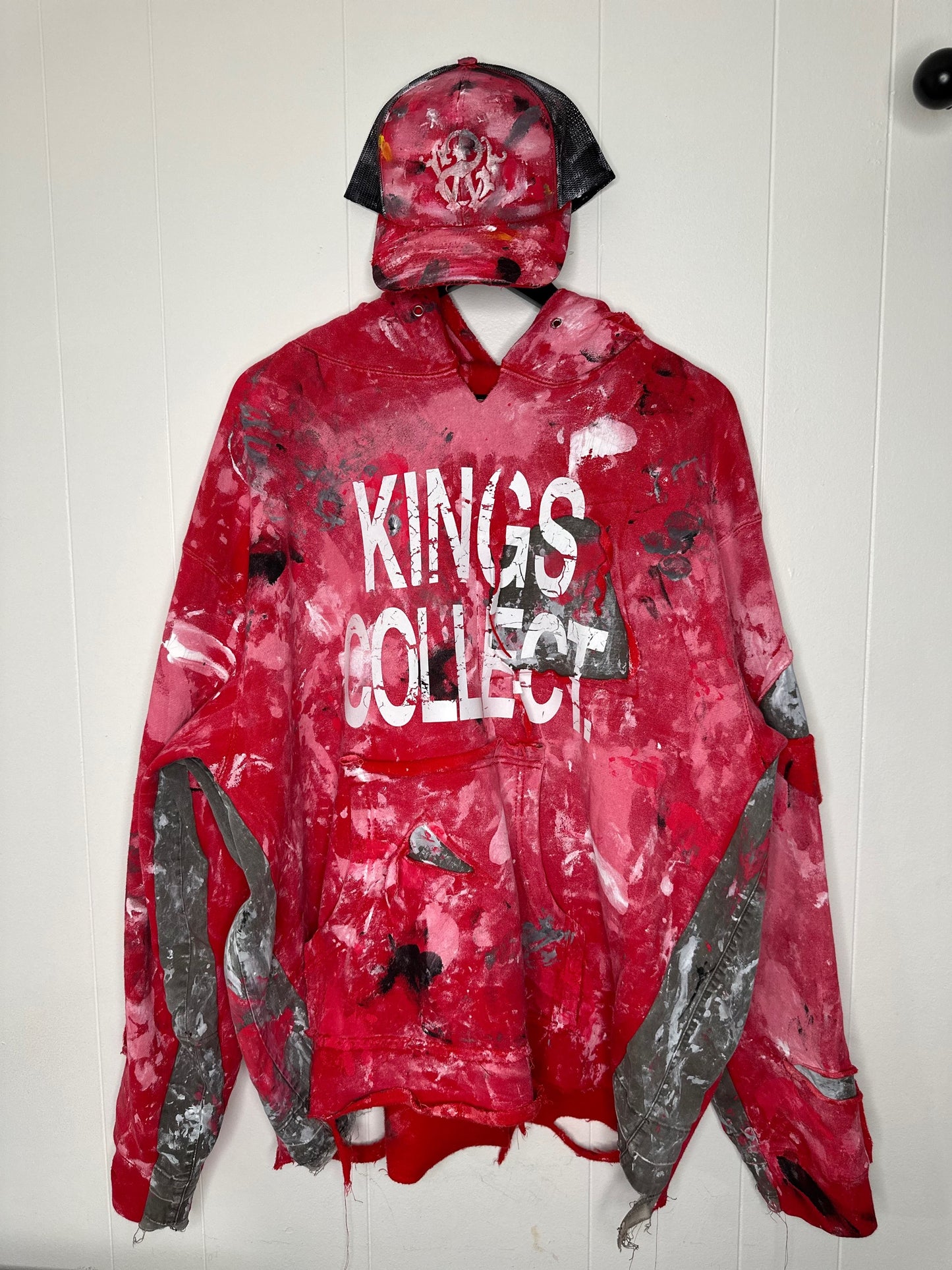 Eye Catcher Hoodie