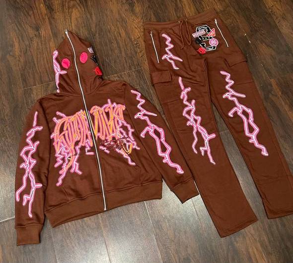 Lightning sweatsuit